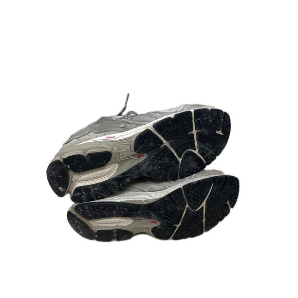 New Balance 2002R Protection Pack Grey Mens 9.5 - Picture 4 of 7